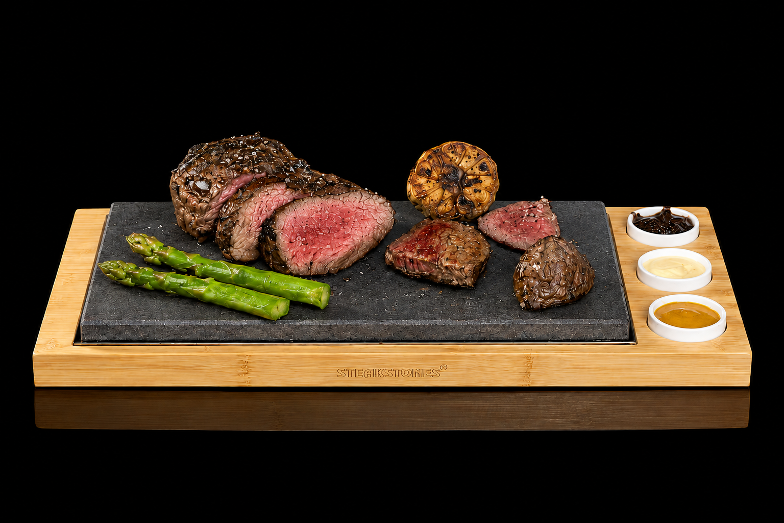 The Steak Sharer & Sauces Set